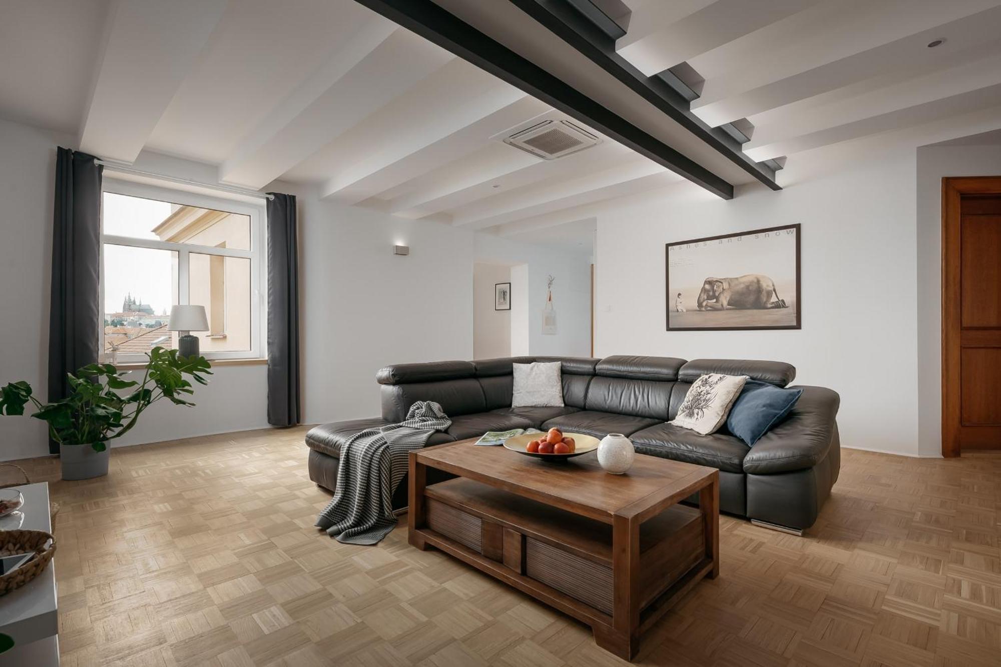 Dot 3 Bdr Apartment With Tyn Cathedral View & Ac Praga Exterior foto