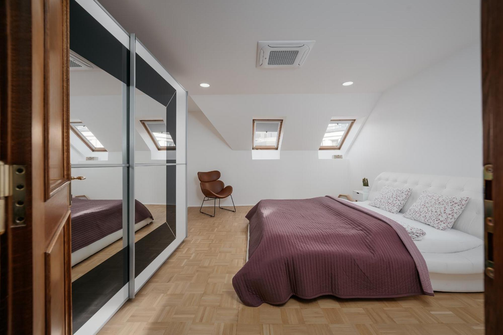 Dot 3 Bdr Apartment With Tyn Cathedral View & Ac Praga Exterior foto